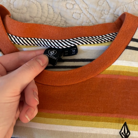 Volcom tee! - Picture 2 of 2